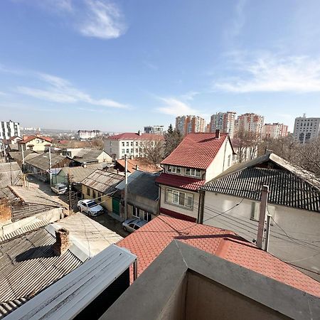 Bright & Quiet 2Room Apartment In City Center Kischinau Exterior foto