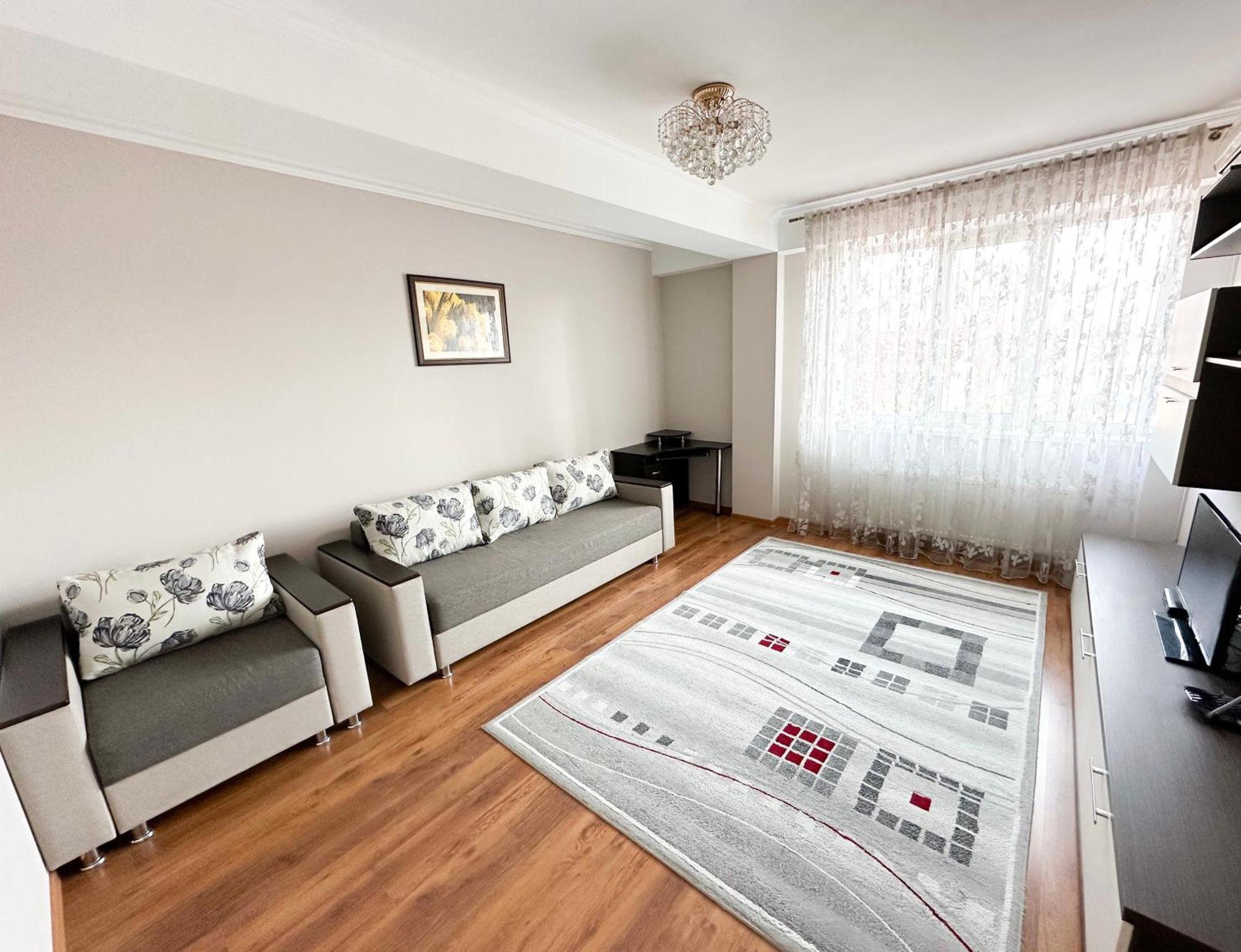 Bright & Quiet 2Room Apartment In City Center Kischinau Exterior foto