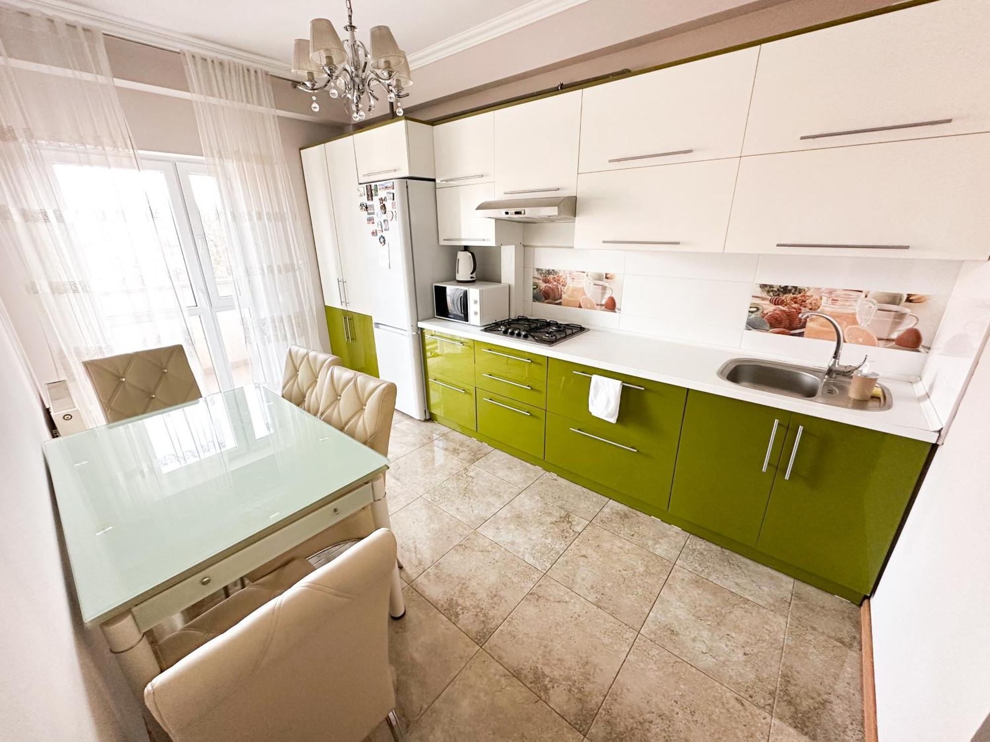 Bright & Quiet 2Room Apartment In City Center Kischinau Exterior foto